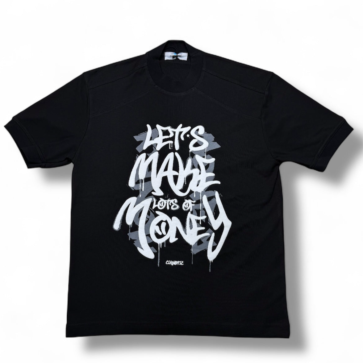 HARD T-SHIRT